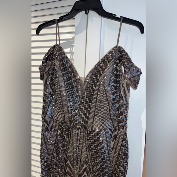 new without tag brown sequin formal gown - Picture 9 of 14